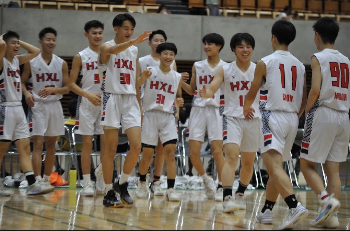 HXL 試合後のチームメイト